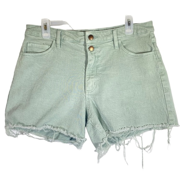Universal Threads women's 12 Vintage Midi Shorts sage green distressed hem - Picture 1 of 6
